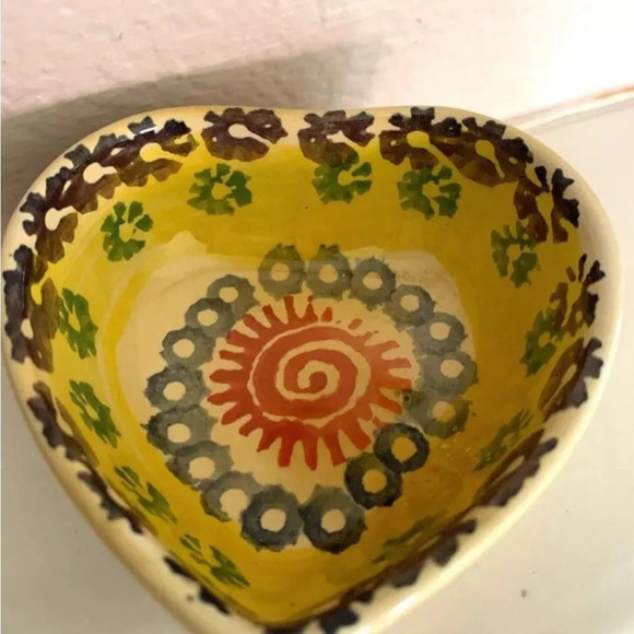 Vintage Italian Pottery Heart Bowl /Trinket Dish Set-2 - Picture 4 of 6
